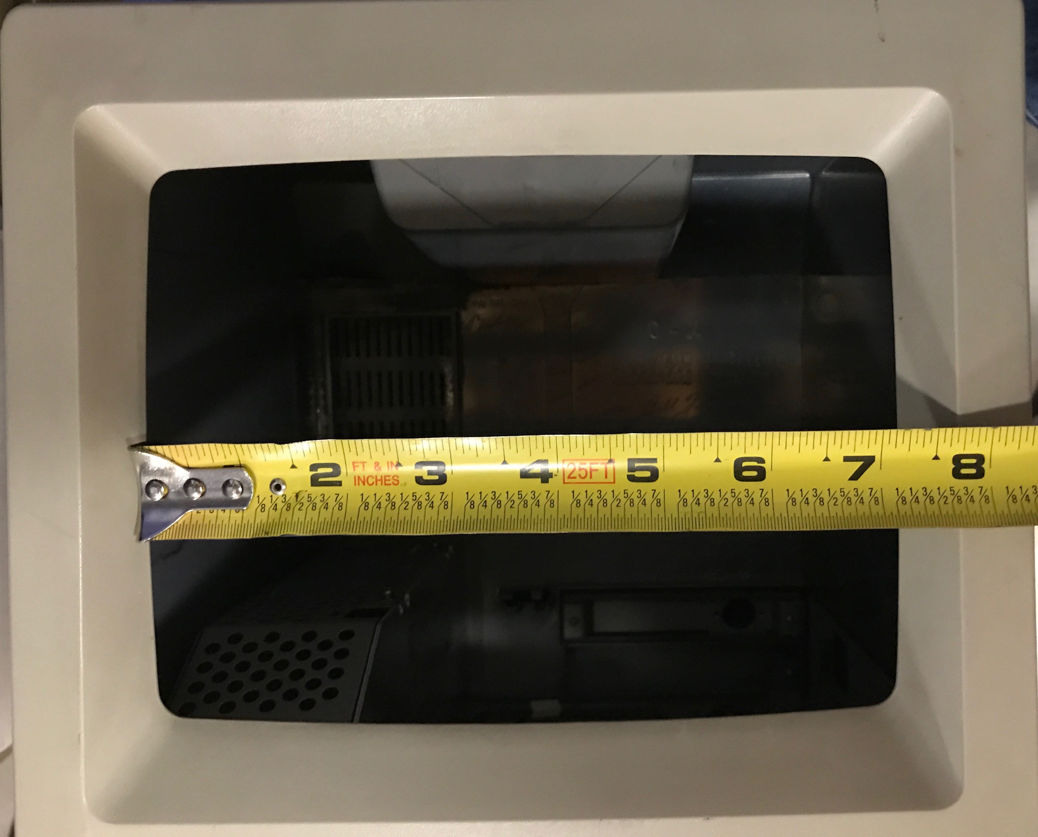 Macintosh SE Display Horizontal Measurement